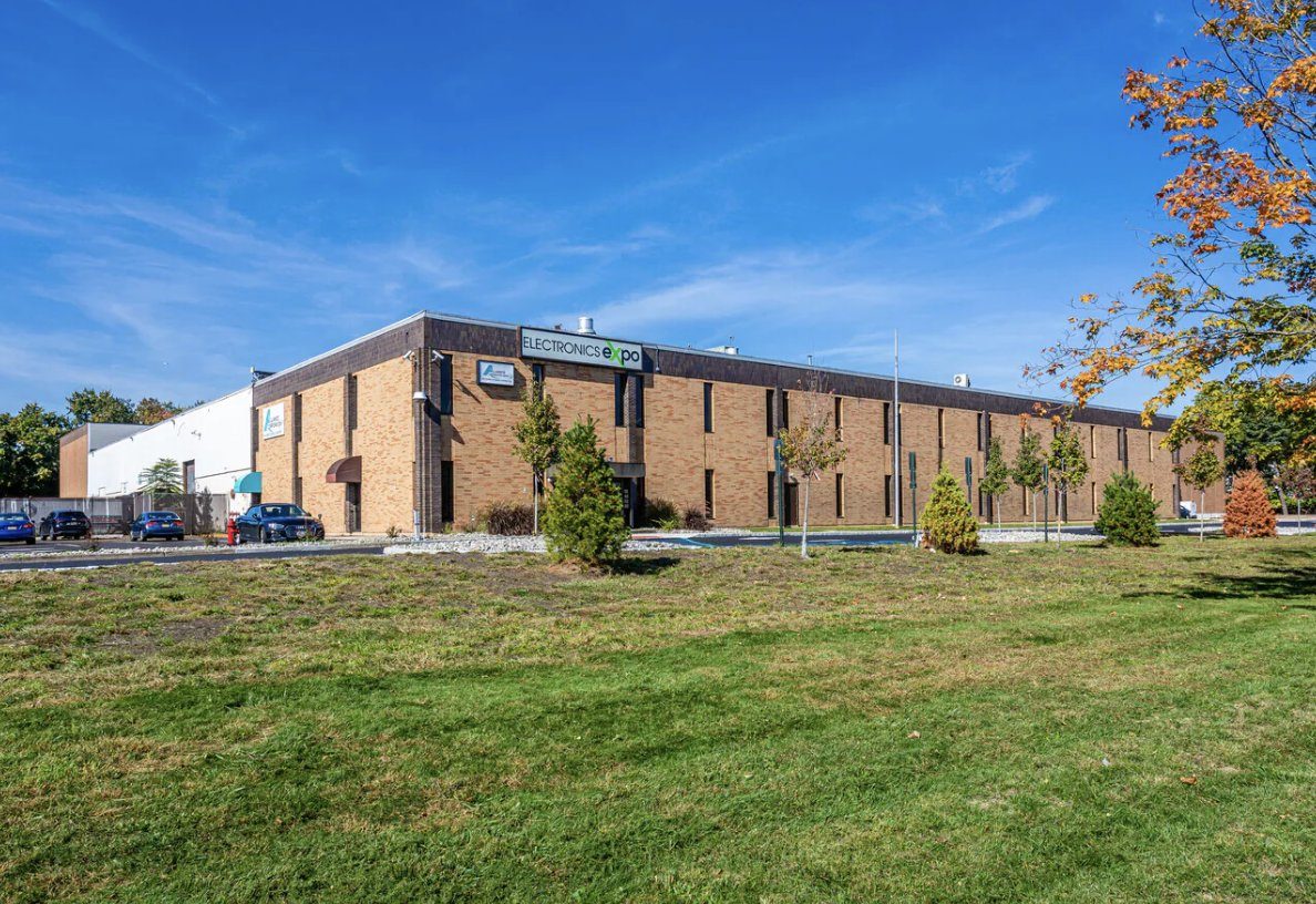 70 Demarest Drive — 68,000 SF warehouse addition, Wayne, NJ